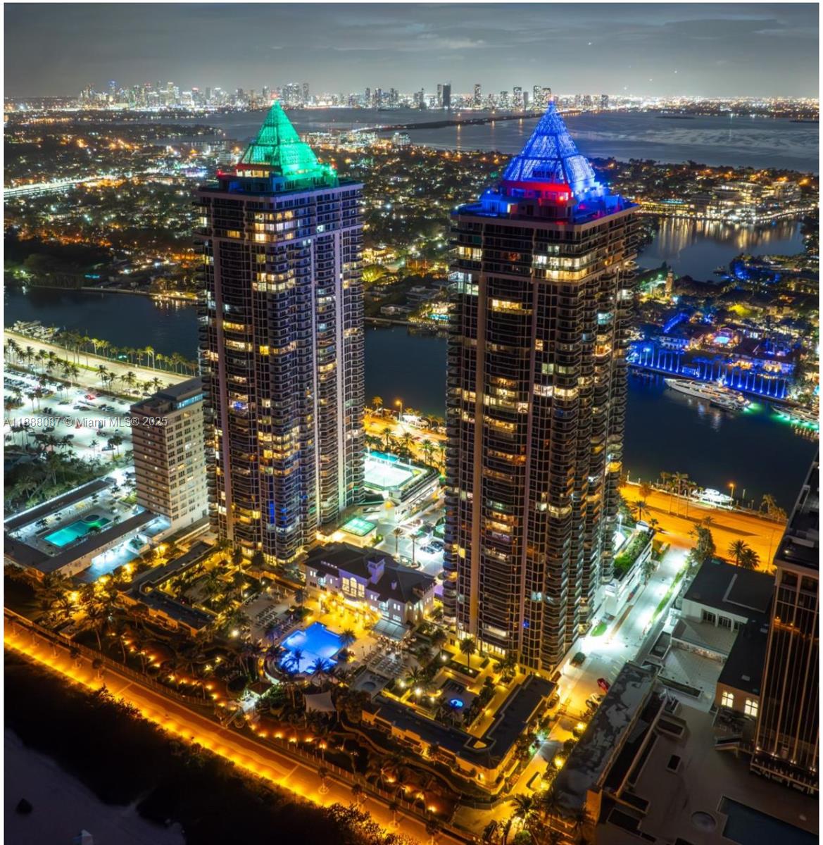 image Blue Diamond Condo44