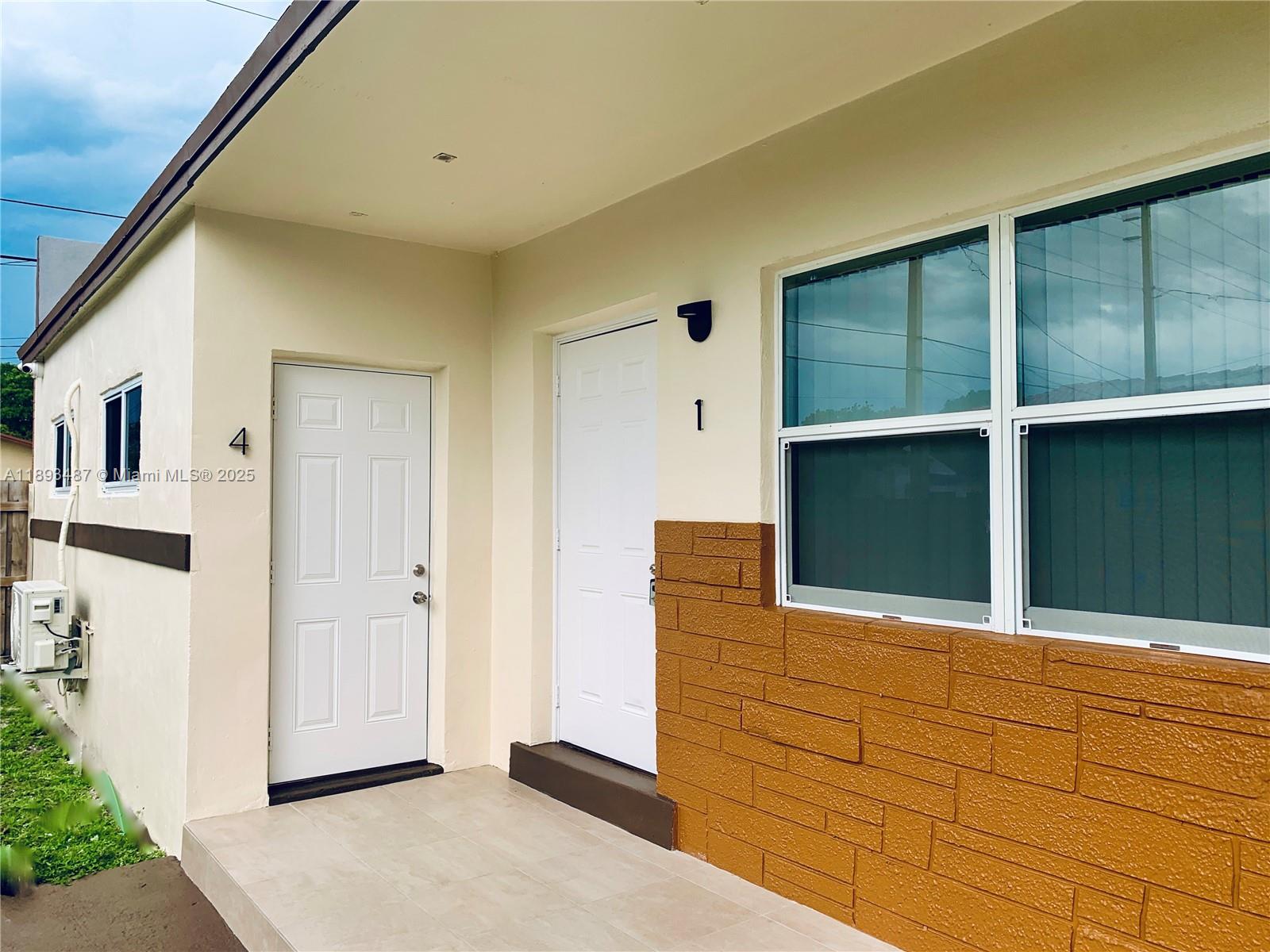 609 NW 2nd Ave #4
