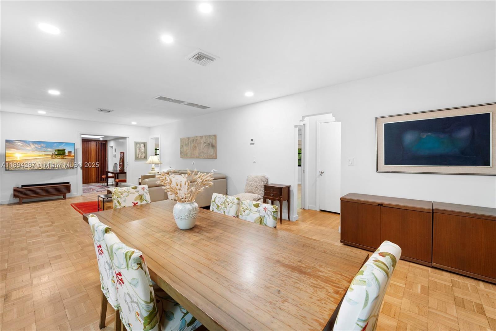 4590 Adams Ave Miami Beach, FL 33140