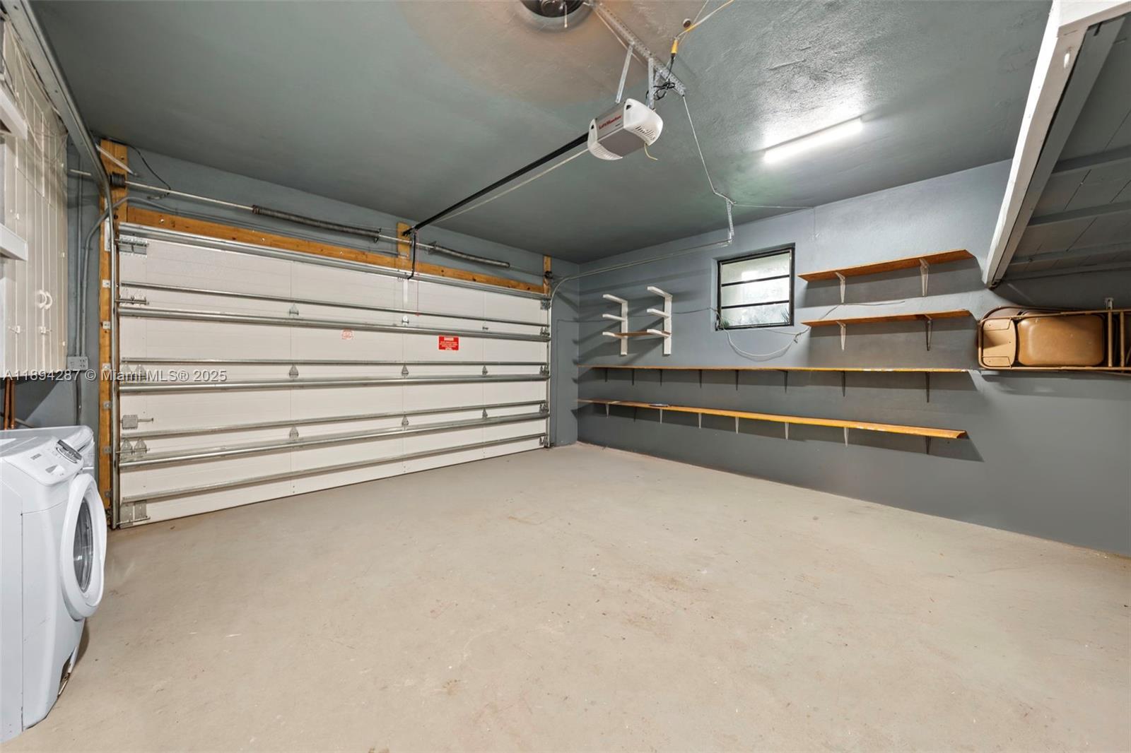 4590 Adams Ave Miami Beach, FL 33140