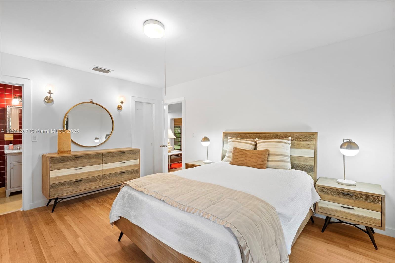 4590 Adams Ave Miami Beach, FL 33140