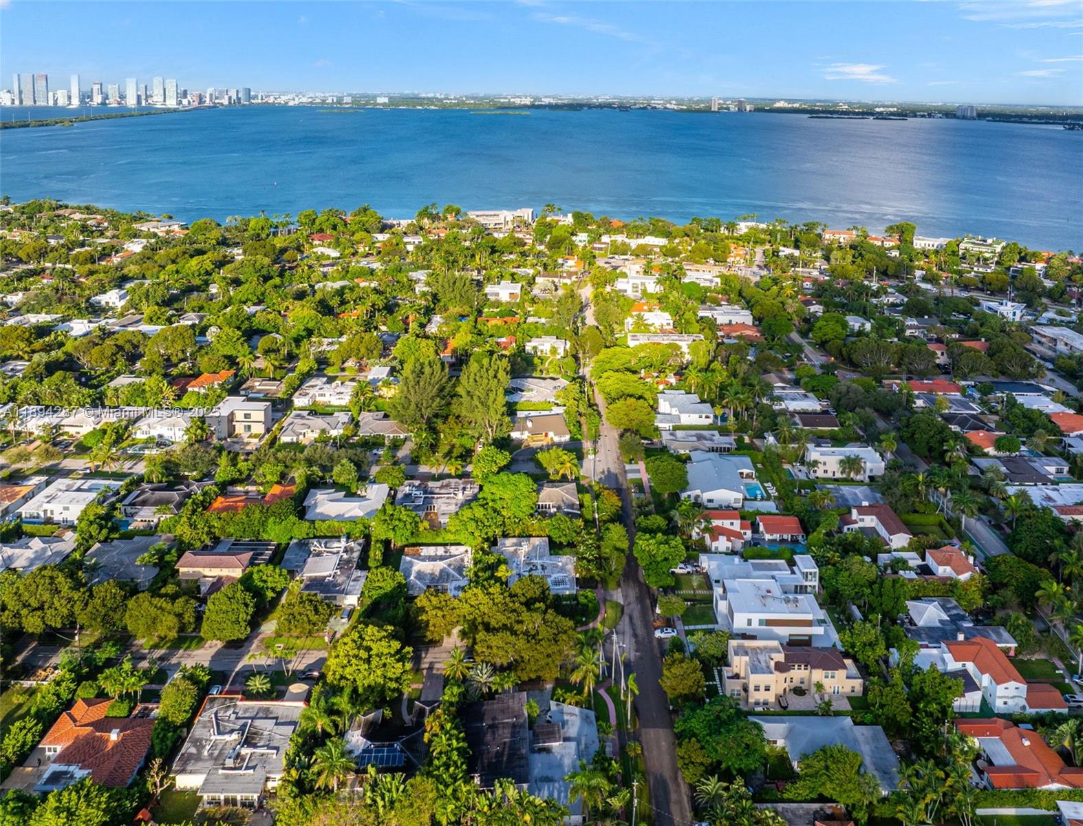 4590 Adams Ave Miami Beach, FL 33140