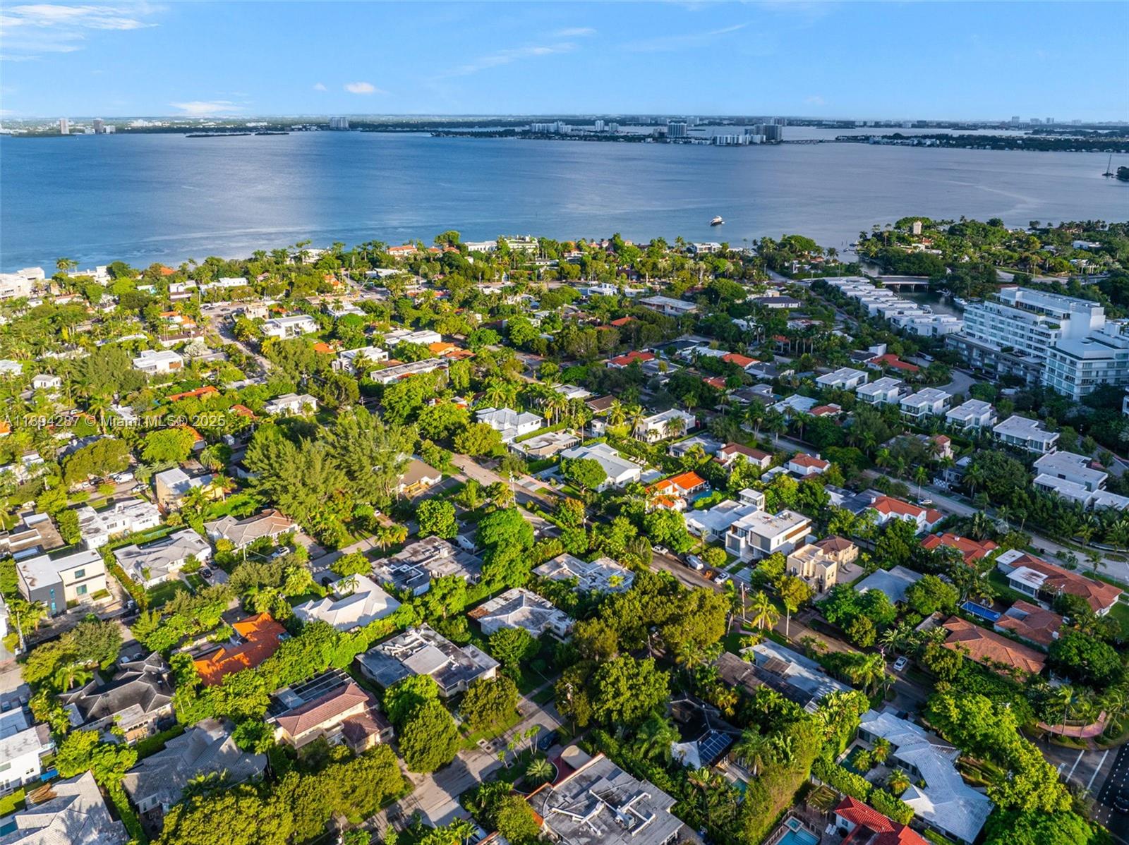 4590 Adams Ave Miami Beach, FL 33140