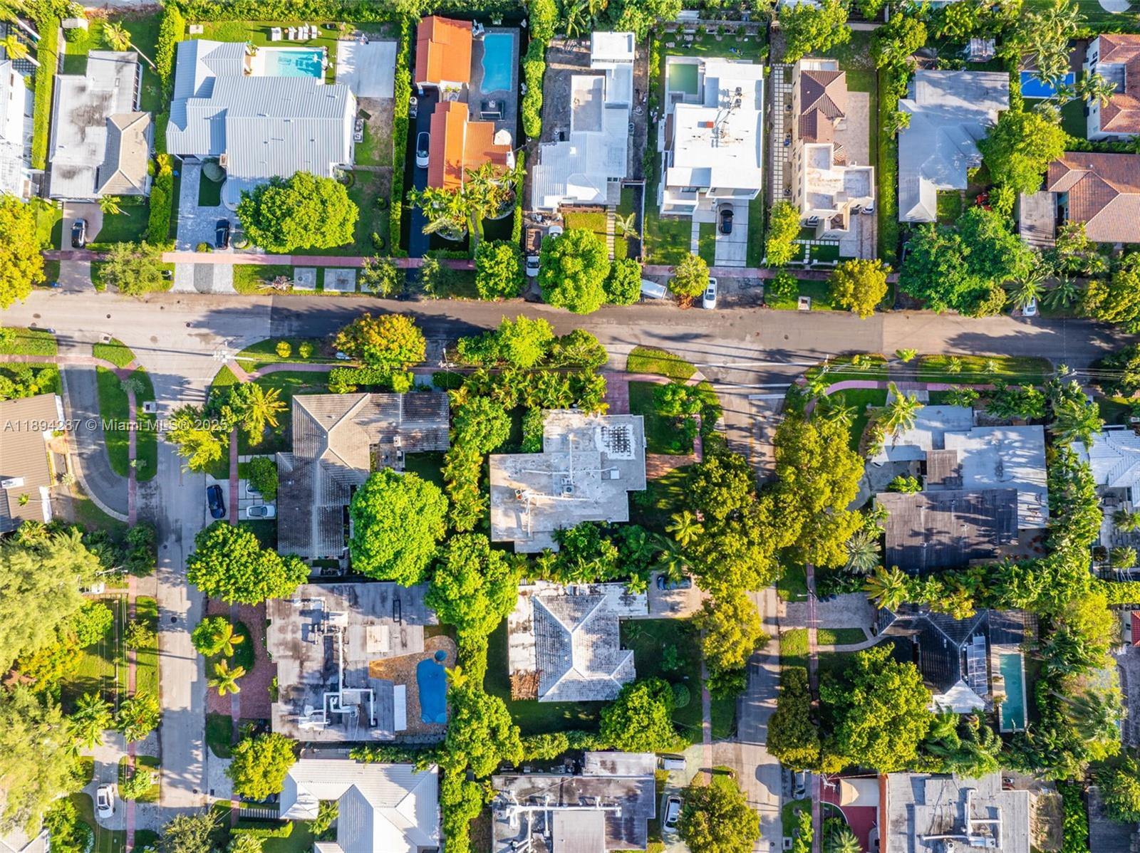 4590 Adams Ave Miami Beach, FL 33140