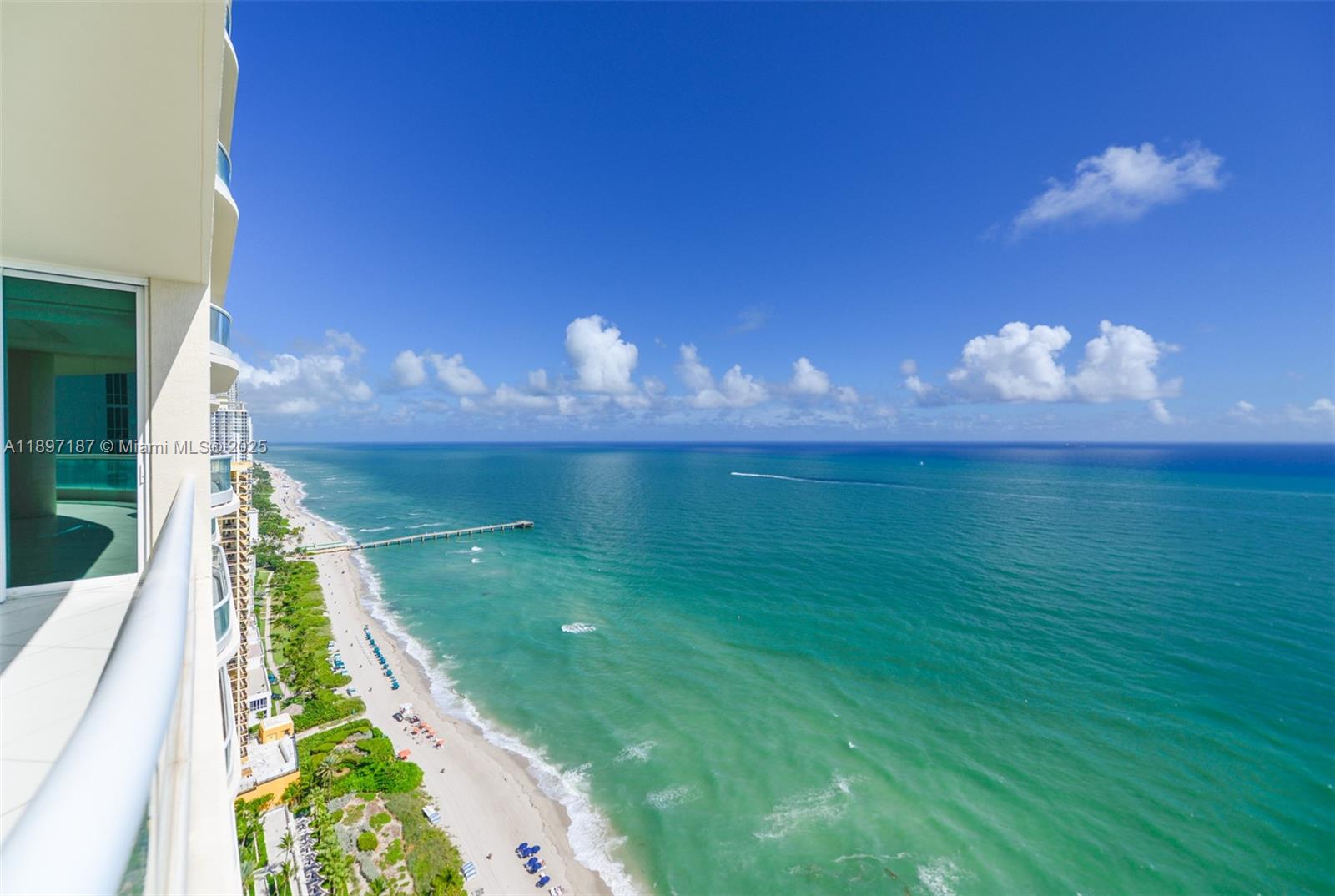 16047 Collins Ave #3204 Sunny Isles Beach, FL 33160