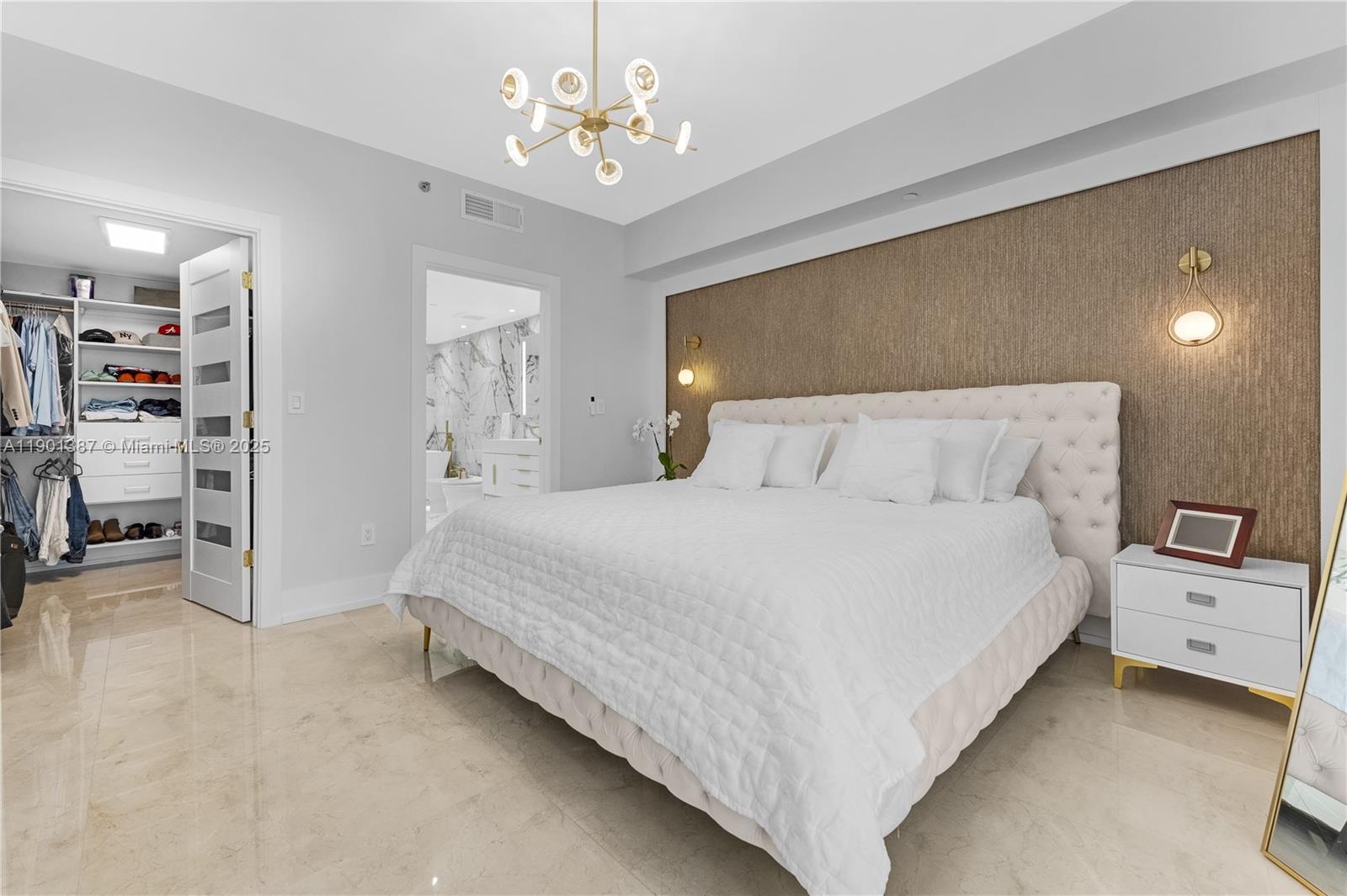 image Icon Brickell No Two15