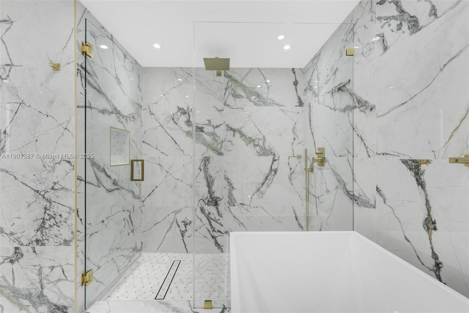 image Icon Brickell No Two17