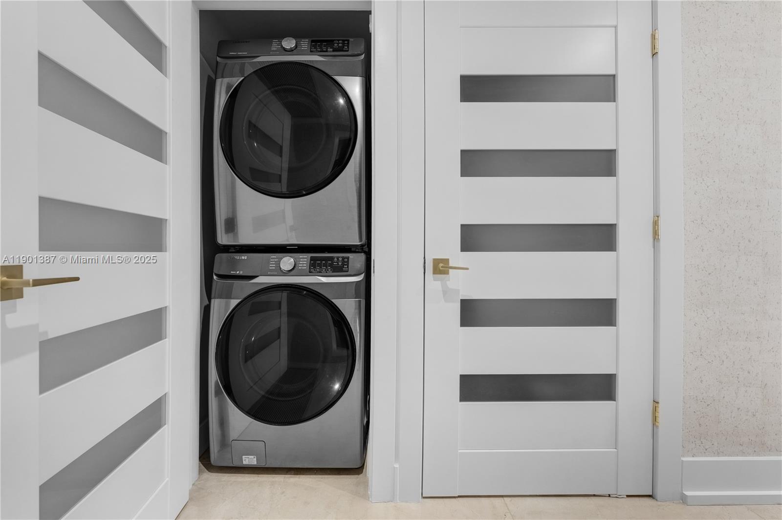 image Icon Brickell No Two29