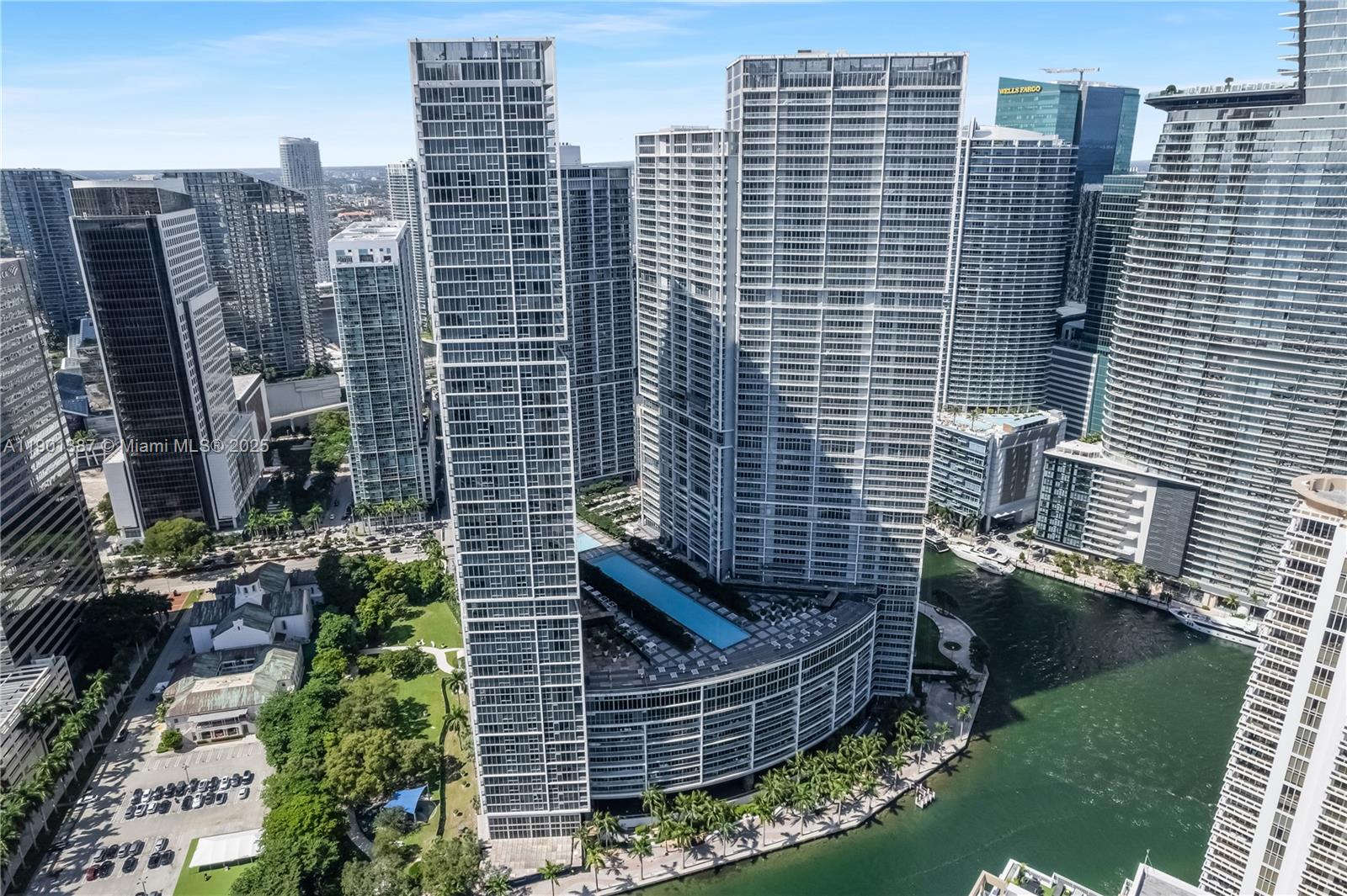 image Icon Brickell No Two30