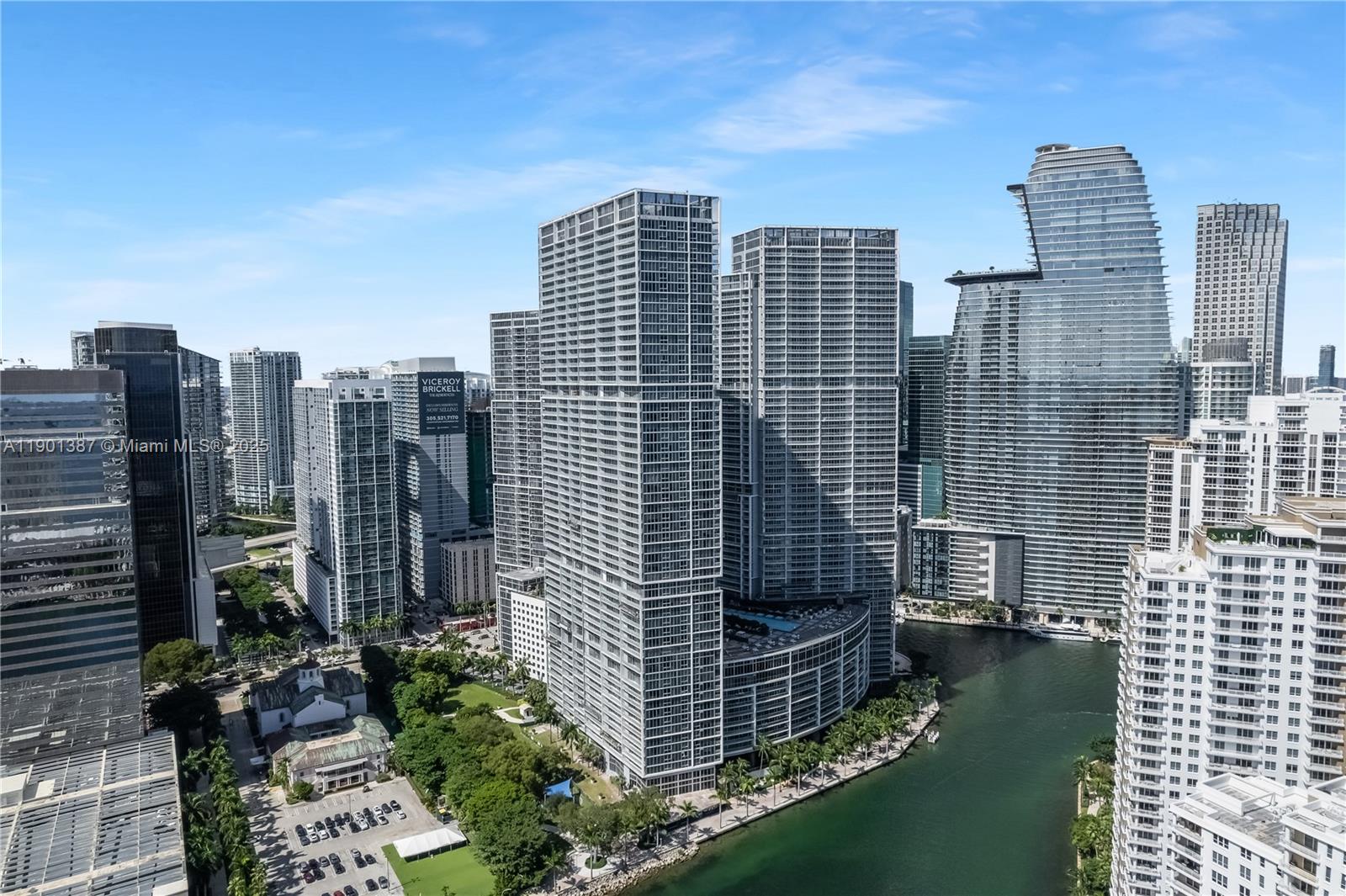 image Icon Brickell No Two32
