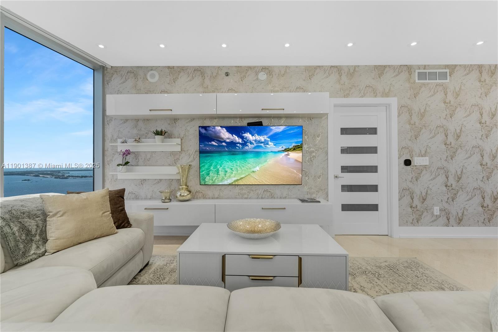 image Icon Brickell No Two3