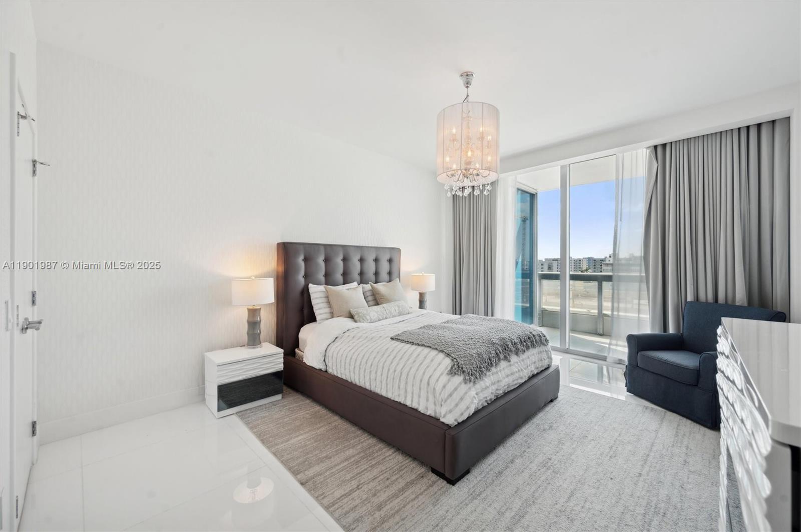 6899 Collins Ave #702 Miami Beach, FL 33141