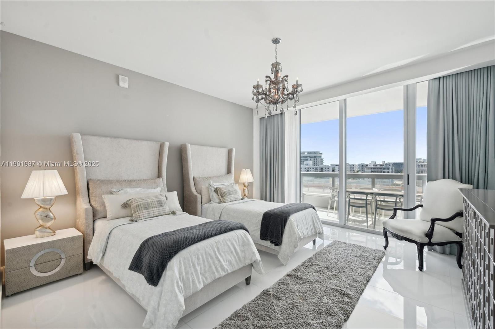 6899 Collins Ave #702 Miami Beach, FL 33141