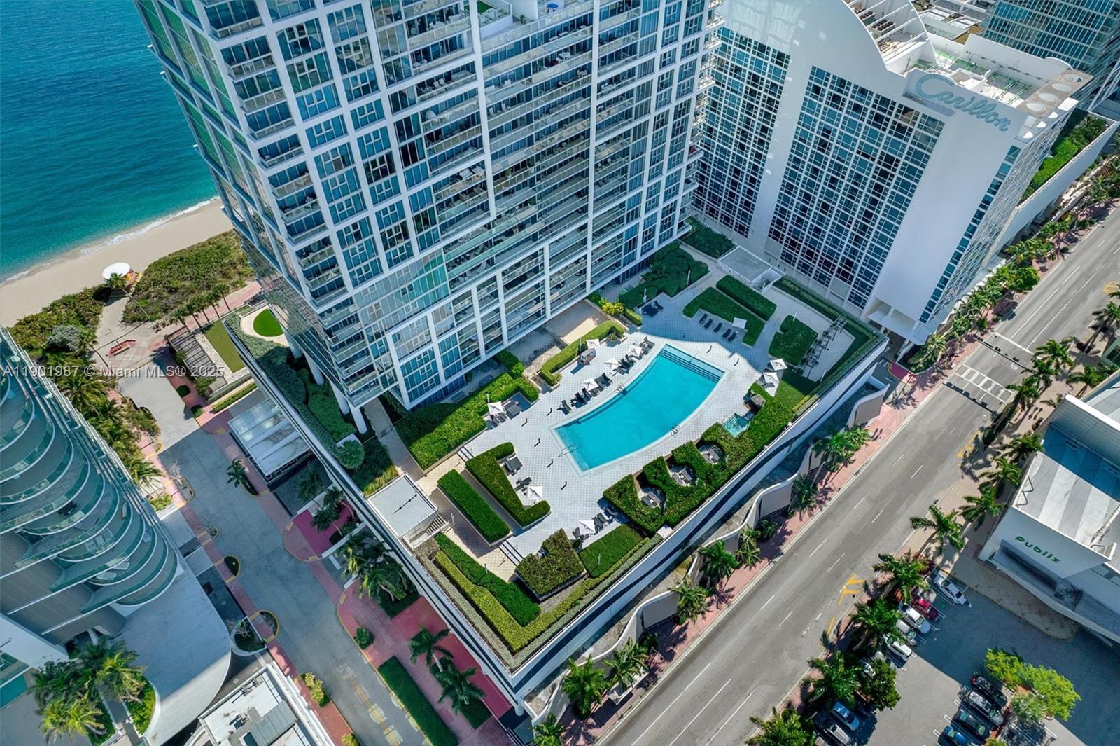 6899 Collins Ave #702 Miami Beach, FL 33141