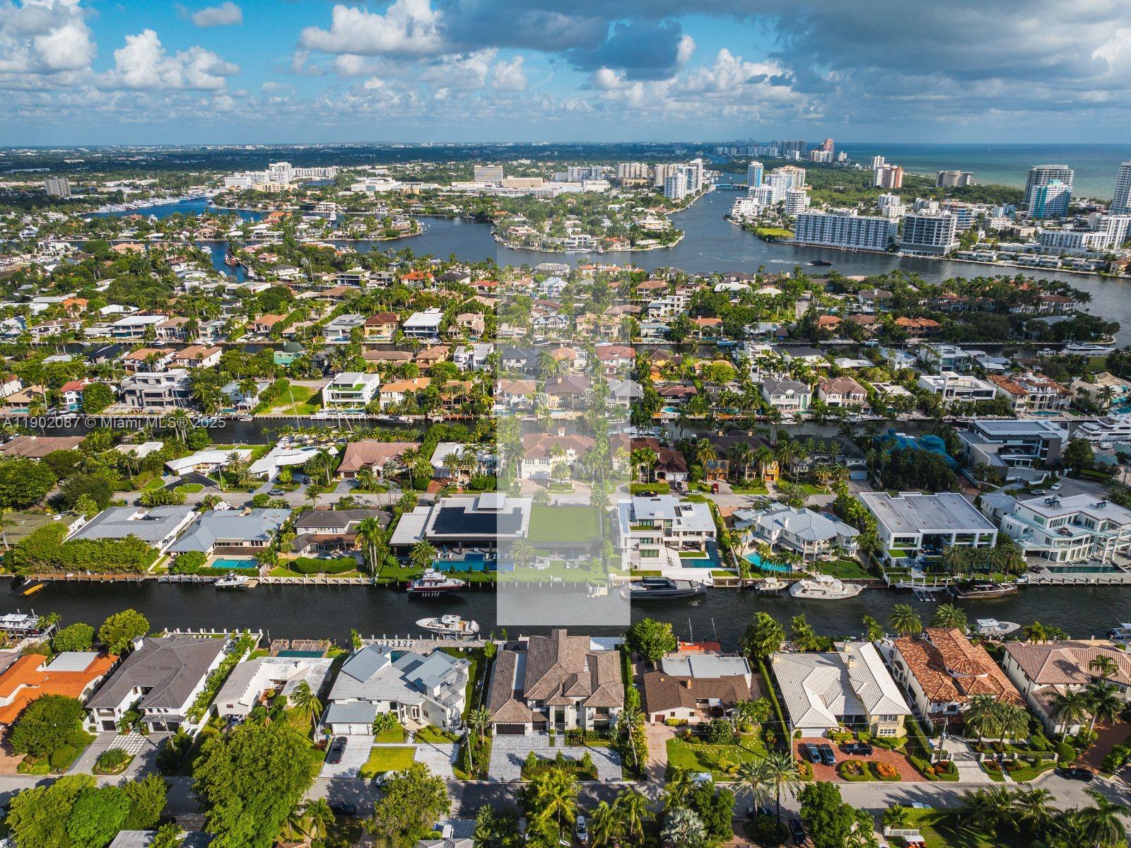 2605 Castilla Isle Fort Lauderdale, FL 33301