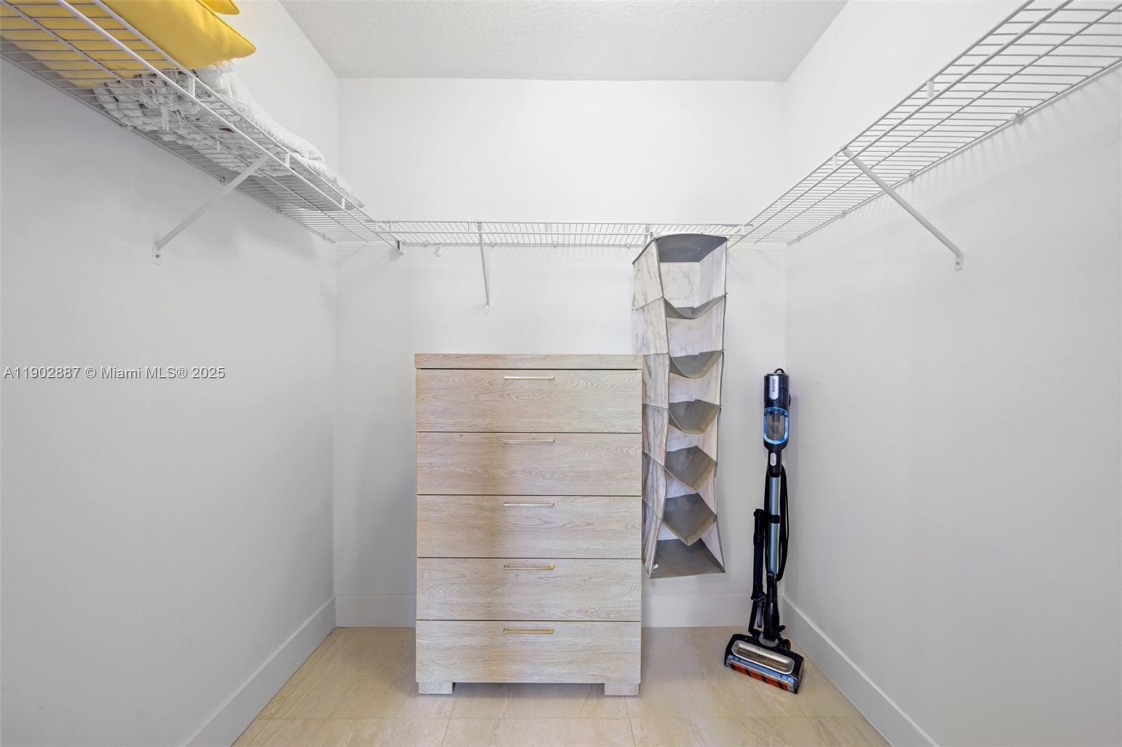 image Alaqua Condo Association18