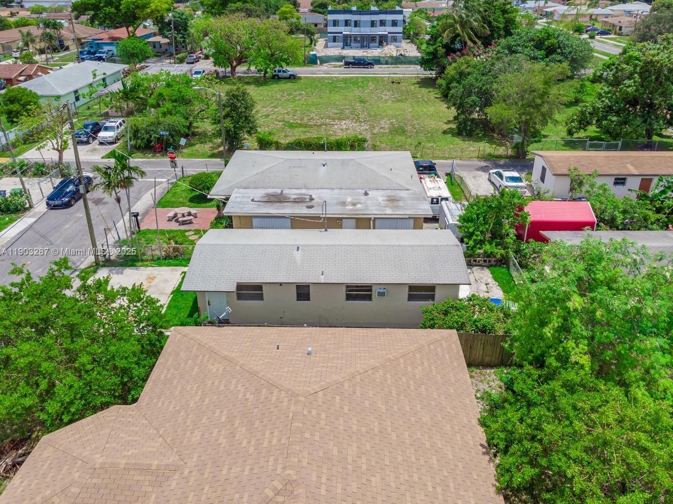 805 NW 3rd Ter #1