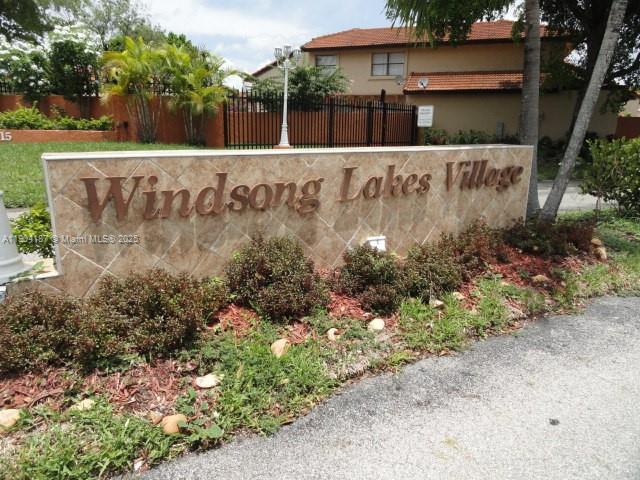 9905 NW 9th Cr #8-21