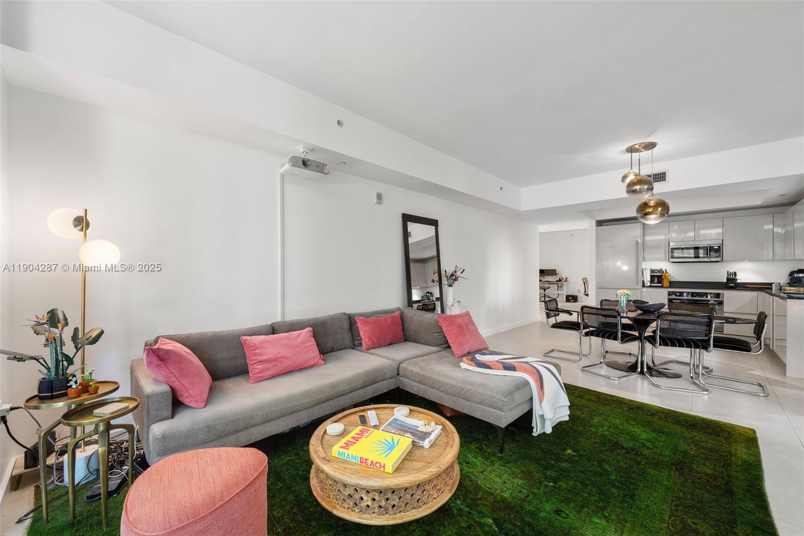 image 1010 Brickell Condo10