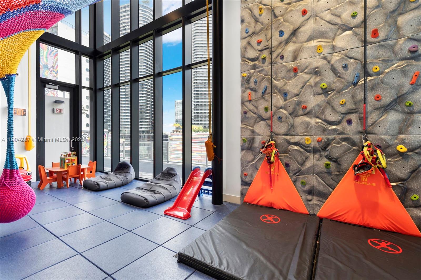 image 1010 Brickell Condo41