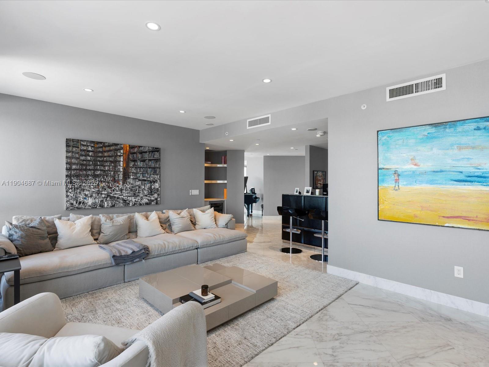 1425 Brickell Ave #52BC Miami, FL 33131