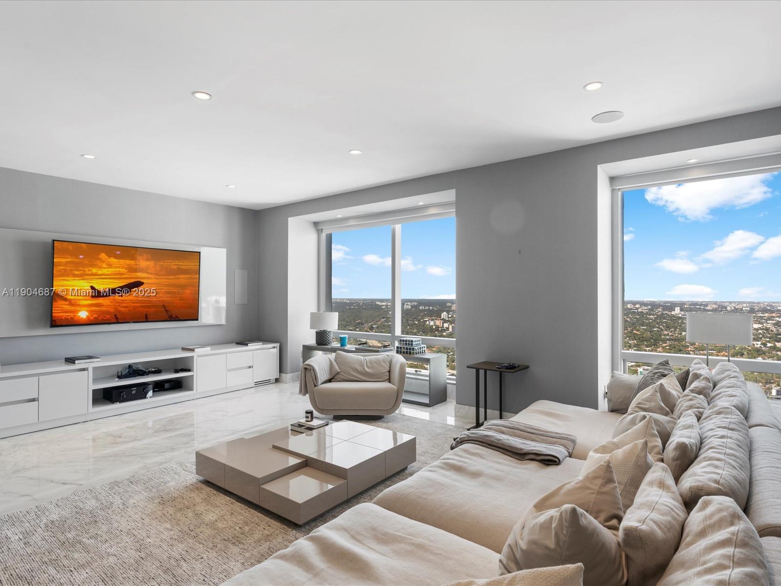 1425 Brickell Ave #52BC Miami, FL 33131