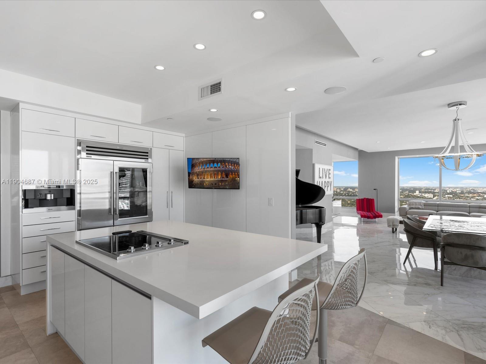 1425 Brickell Ave #52BC Miami, FL 33131