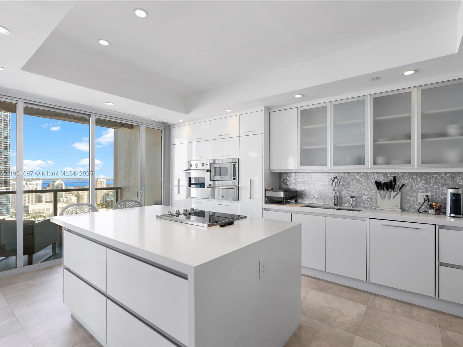 1425 Brickell Ave #52BC Miami, FL 33131