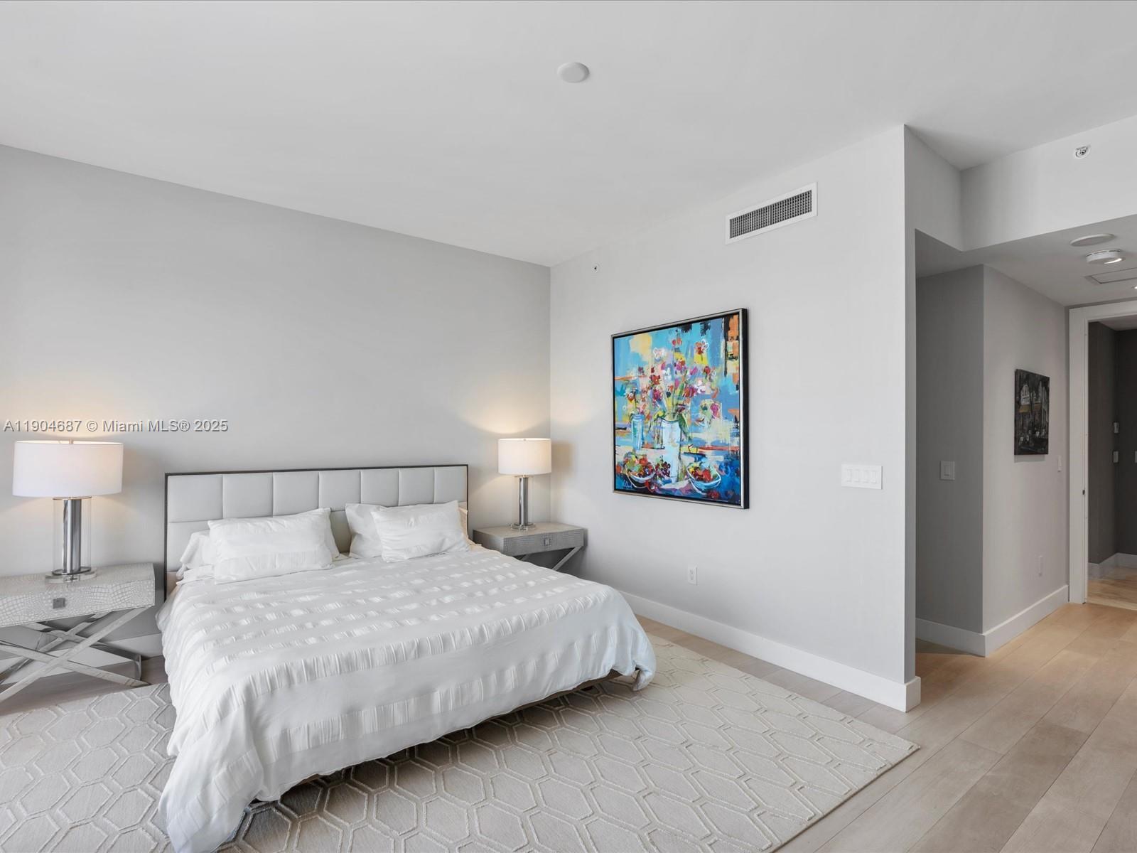 1425 Brickell Ave #52BC Miami, FL 33131