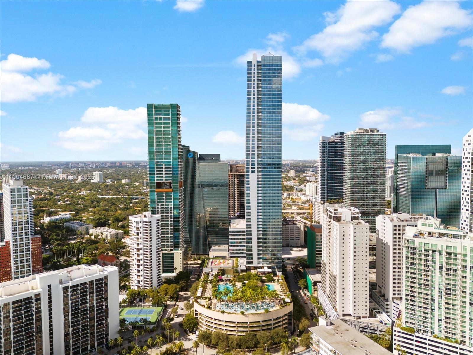 1425 Brickell Ave #52BC Miami, FL 33131