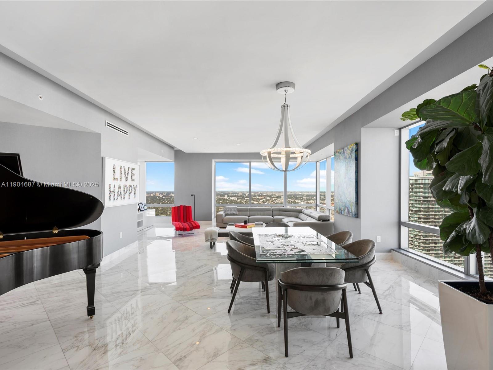 1425 Brickell Ave #52BC Miami, FL 33131