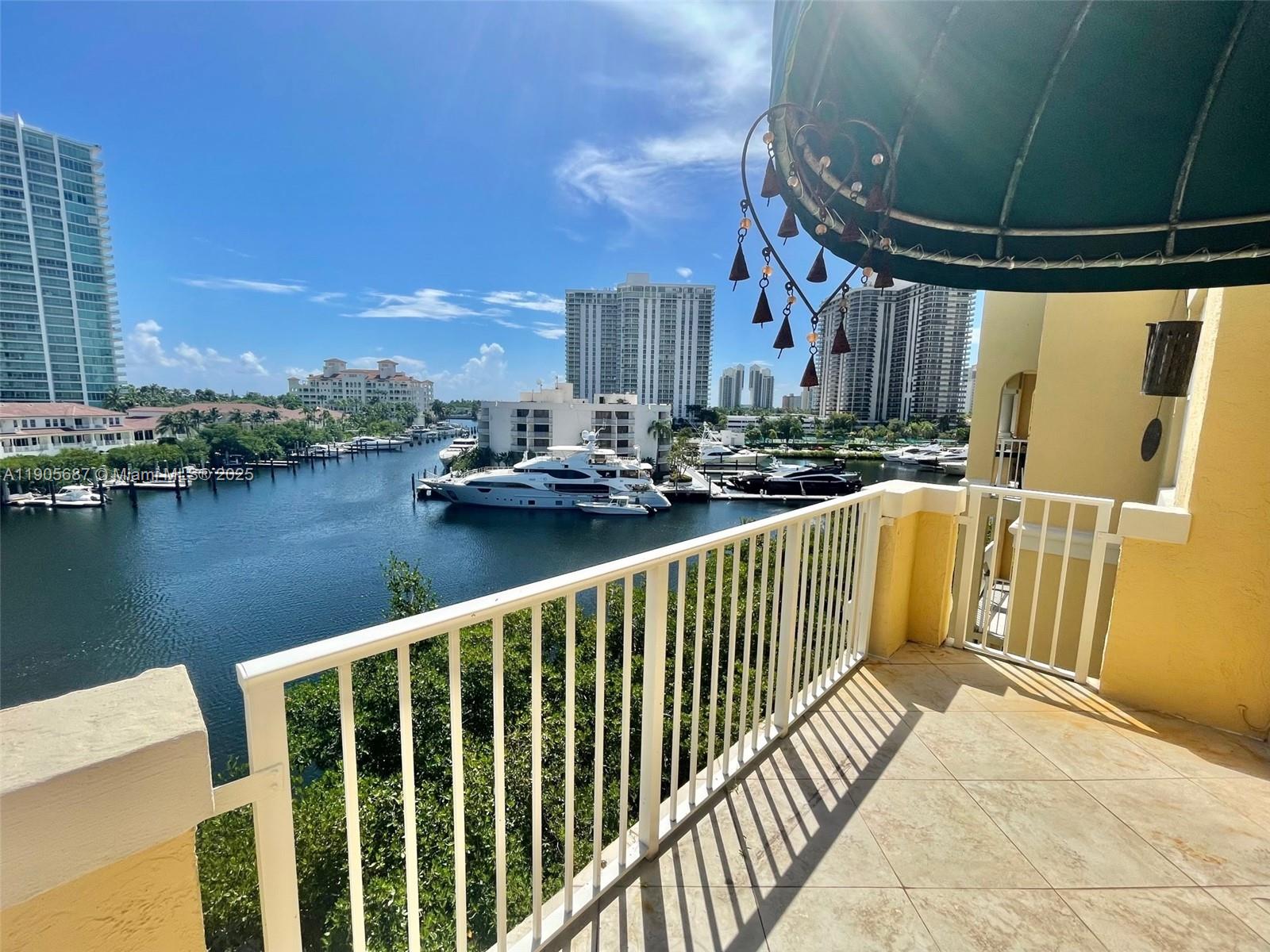 19999 E Country Clb Dr #1604