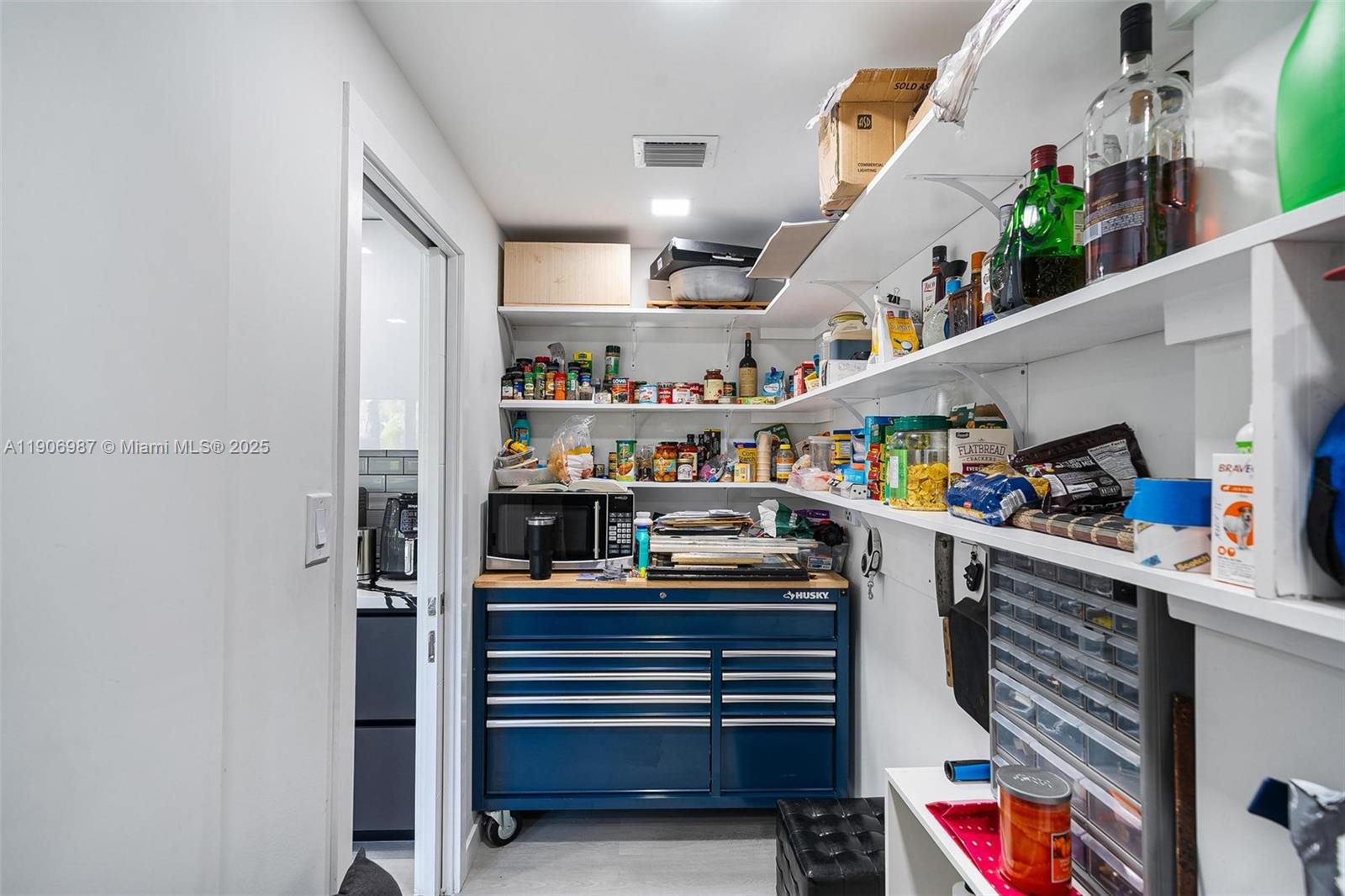 2692 SW 31st Ave Miami, FL 33133