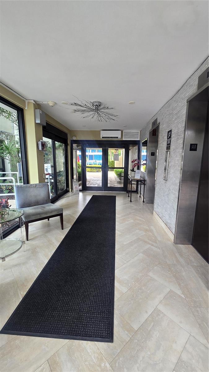 9800 W Bay Hbr Dr #601