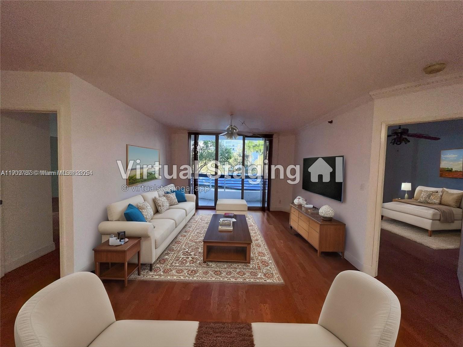 3600 Mystic Pointe Dr #310