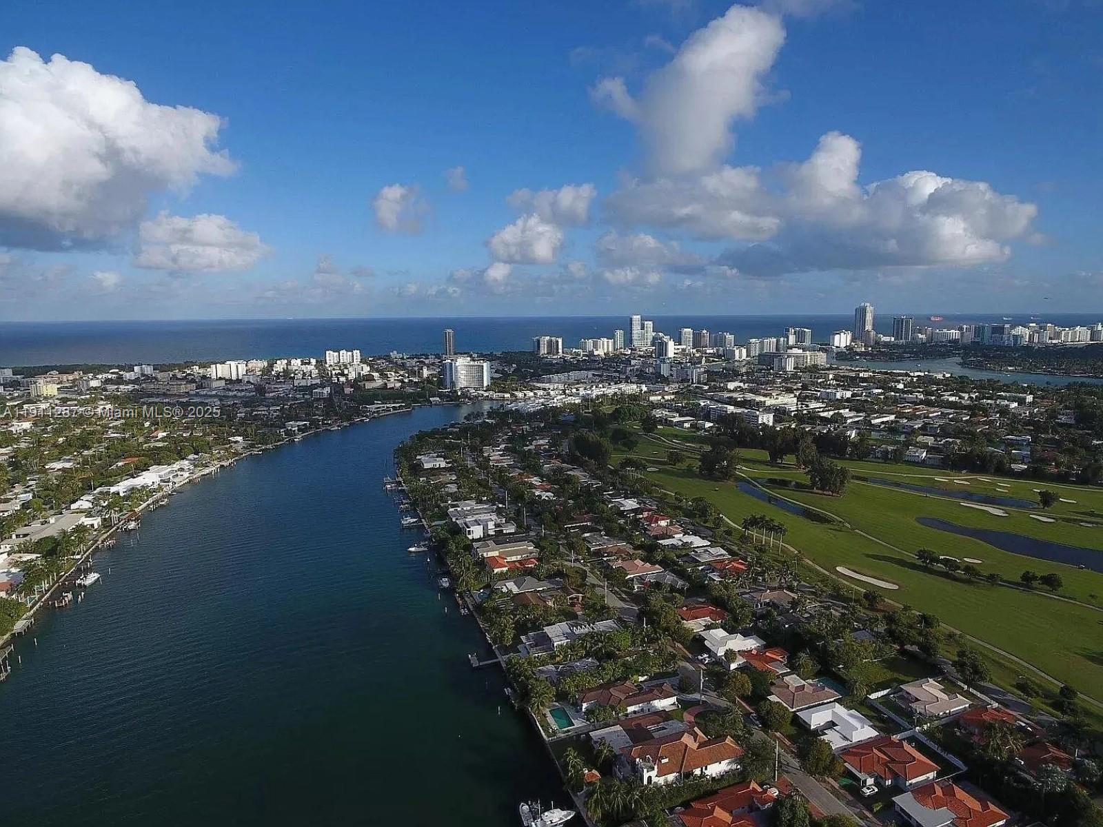 565 N Shore Dr Miami Beach, FL 33141