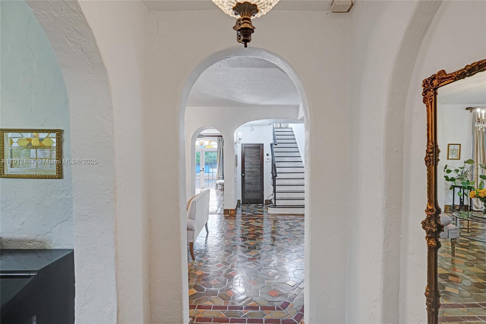 5252 La Gorce Dr Miami Beach, FL 33140