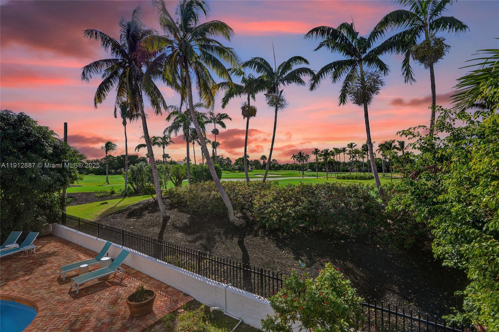 5252 La Gorce Dr Miami Beach, FL 33140