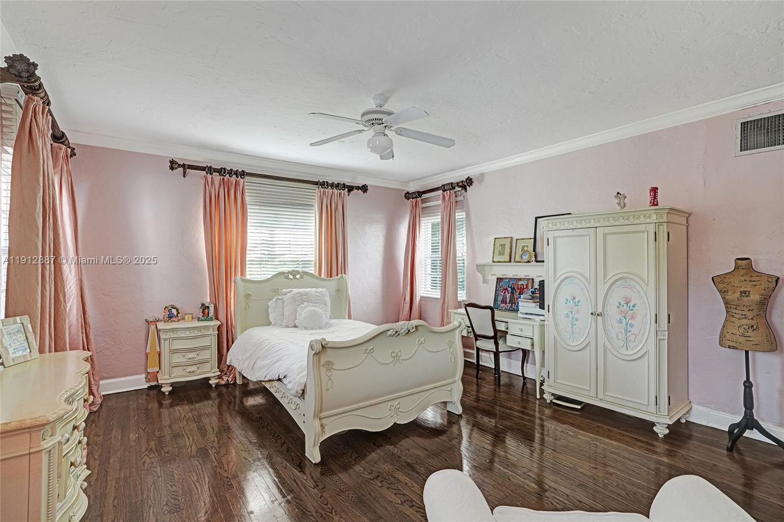 5252 La Gorce Dr Miami Beach, FL 33140