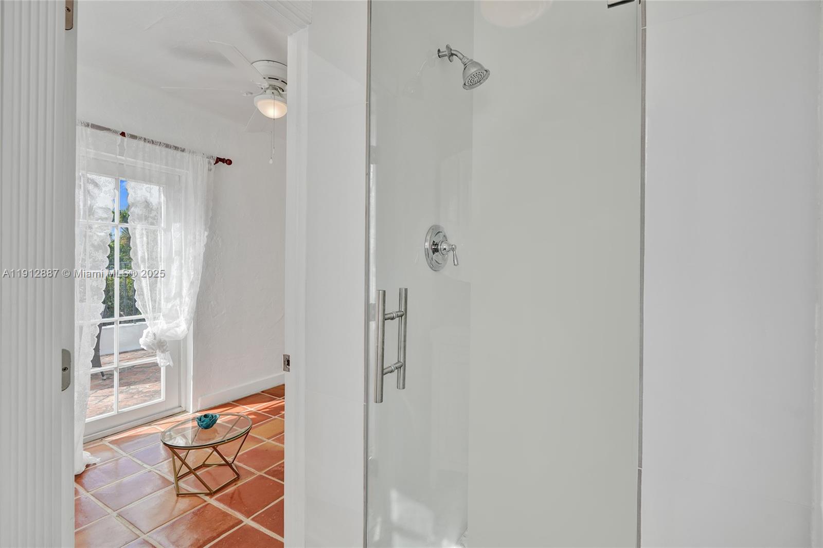 5252 La Gorce Dr Miami Beach, FL 33140