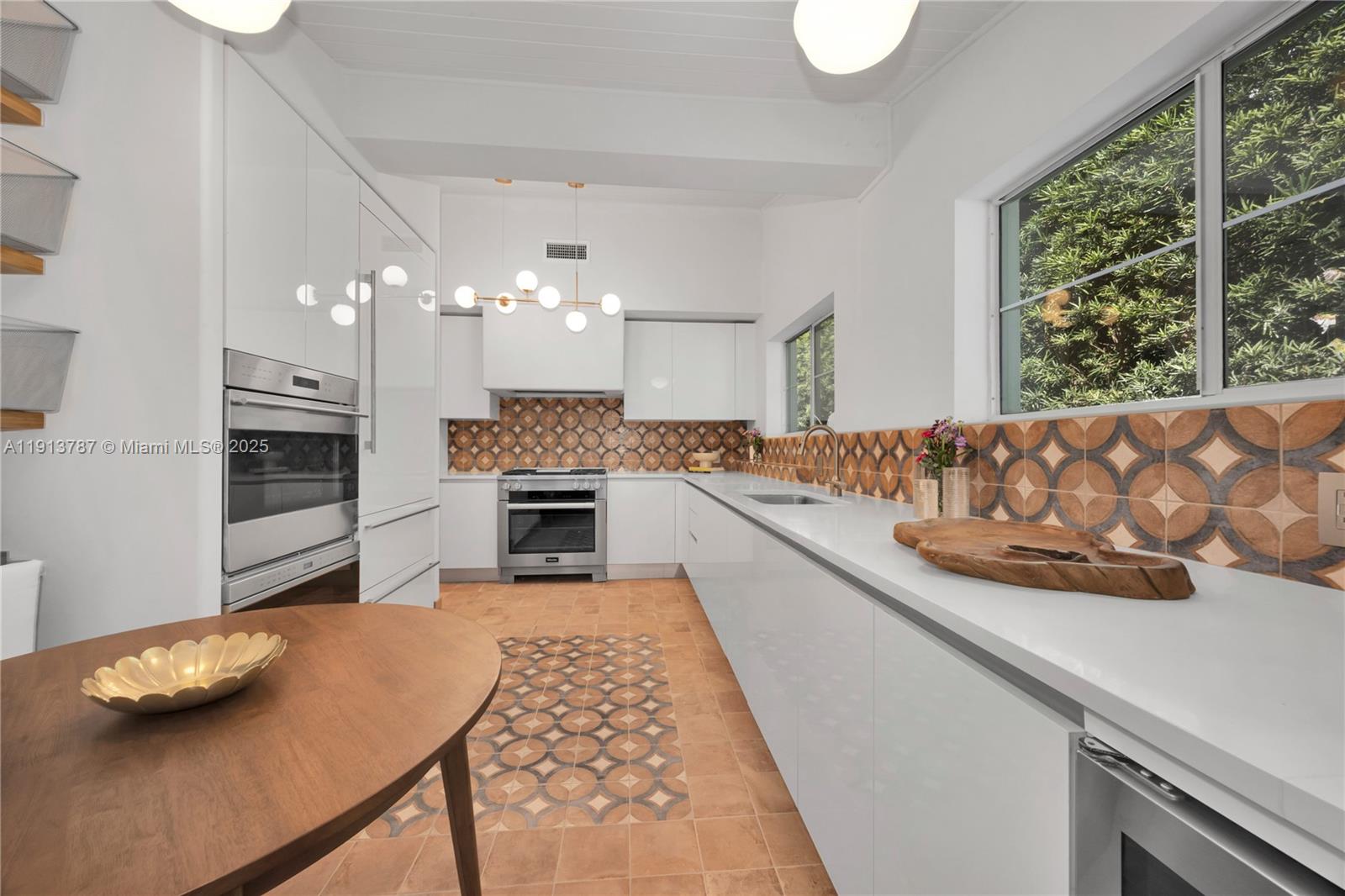 4484 Royal Palm Ave Miami Beach, FL 33140