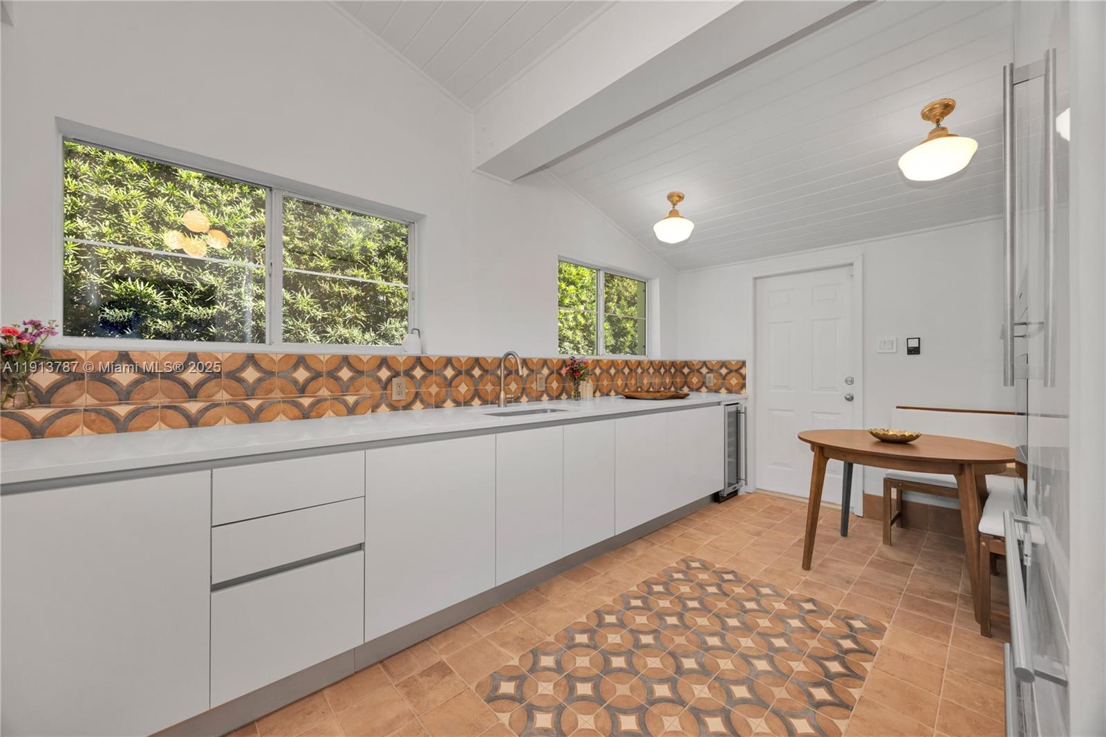 4484 Royal Palm Ave Miami Beach, FL 33140