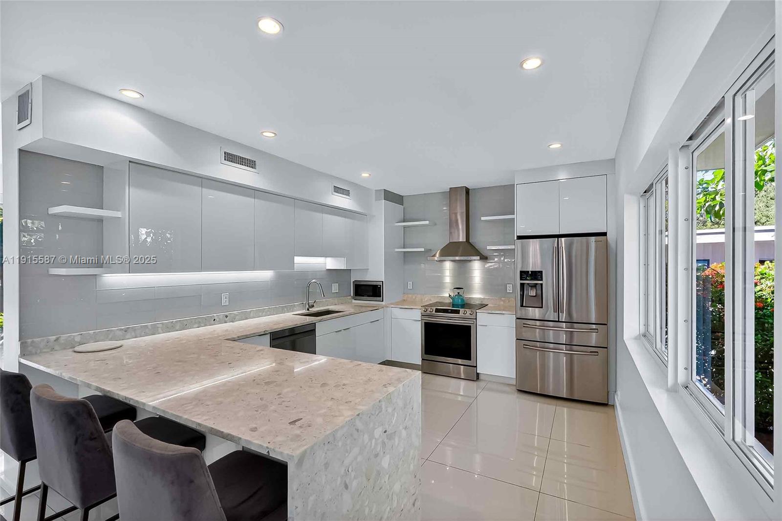 1017 NE 95th St Miami Shores, FL 33138