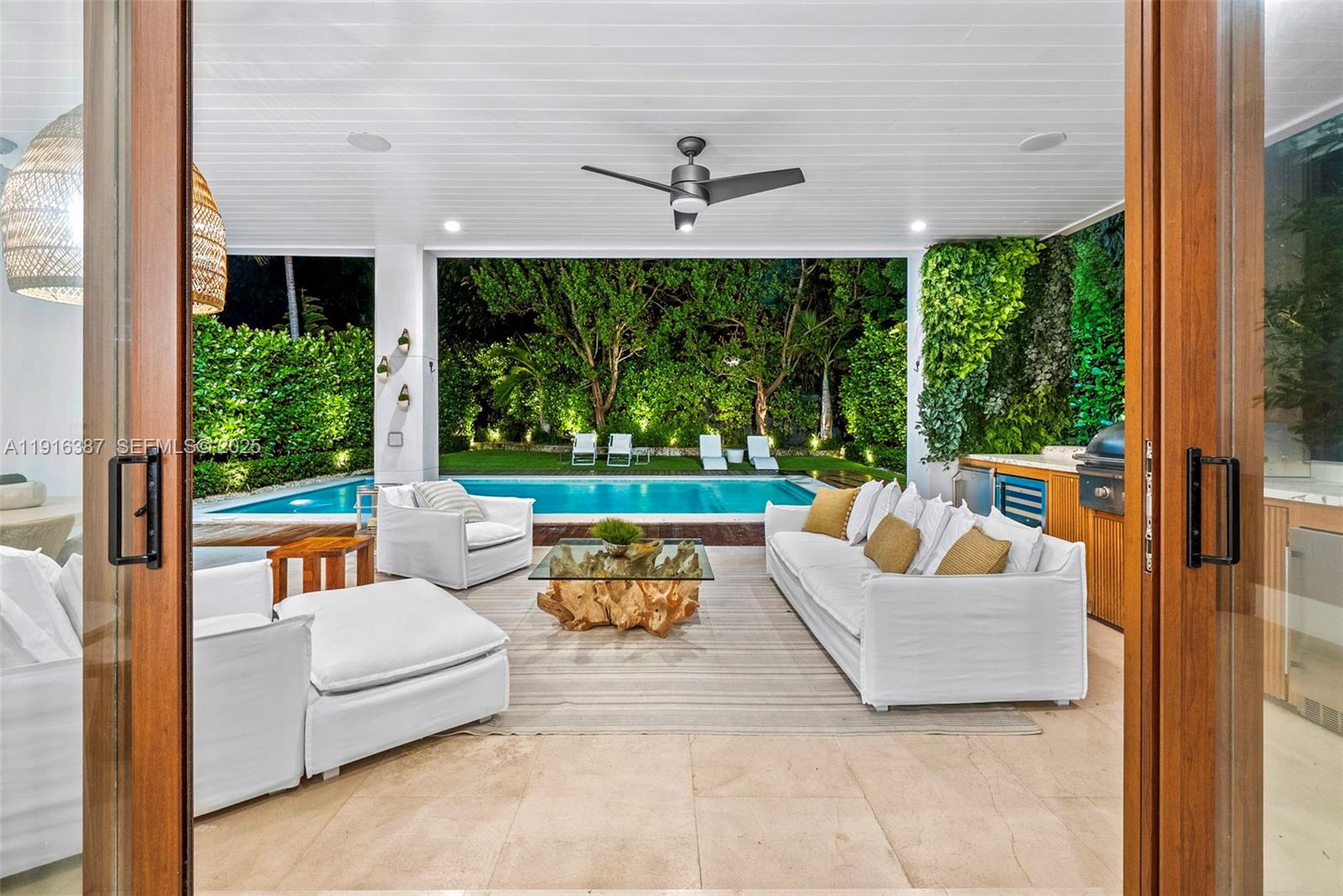 1621 S Bayshore Dr Miami, FL 33133