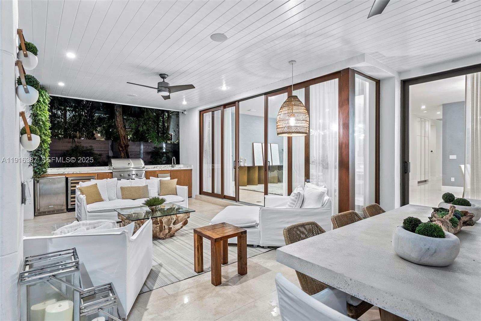 1621 S Bayshore Dr Miami, FL 33133