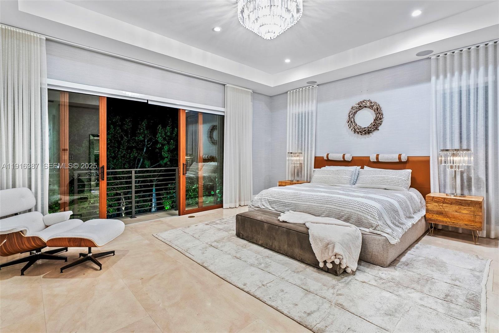 1621 S Bayshore Dr Miami, FL 33133