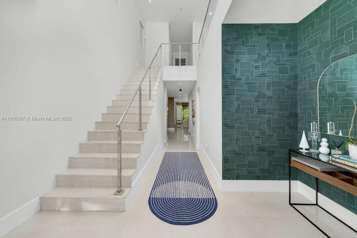 1621 S Bayshore Dr Miami, FL 33133