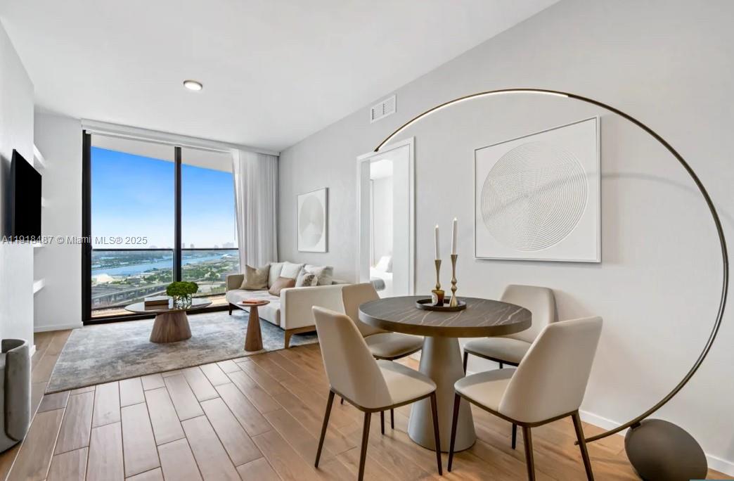 398 NE 5th St #2310 Miami, FL 33132