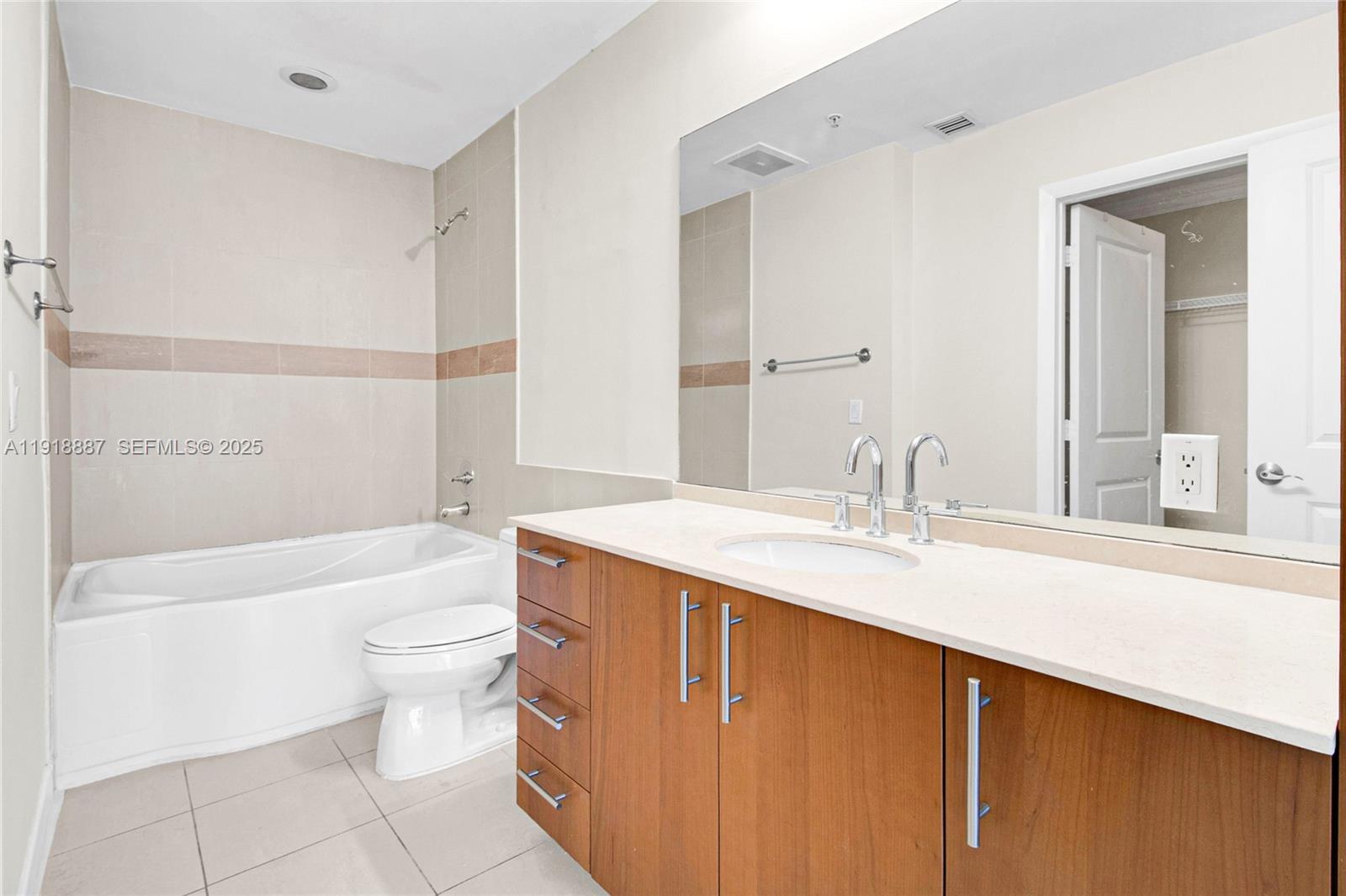 image Ocean Marine Yacht Club10