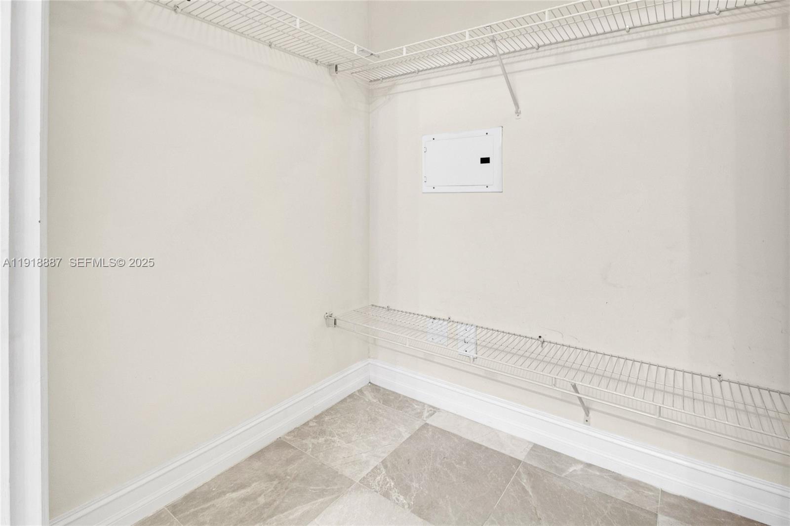 image Ocean Marine Yacht Club11